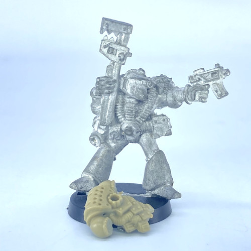Techmarine space marine - techmarine,